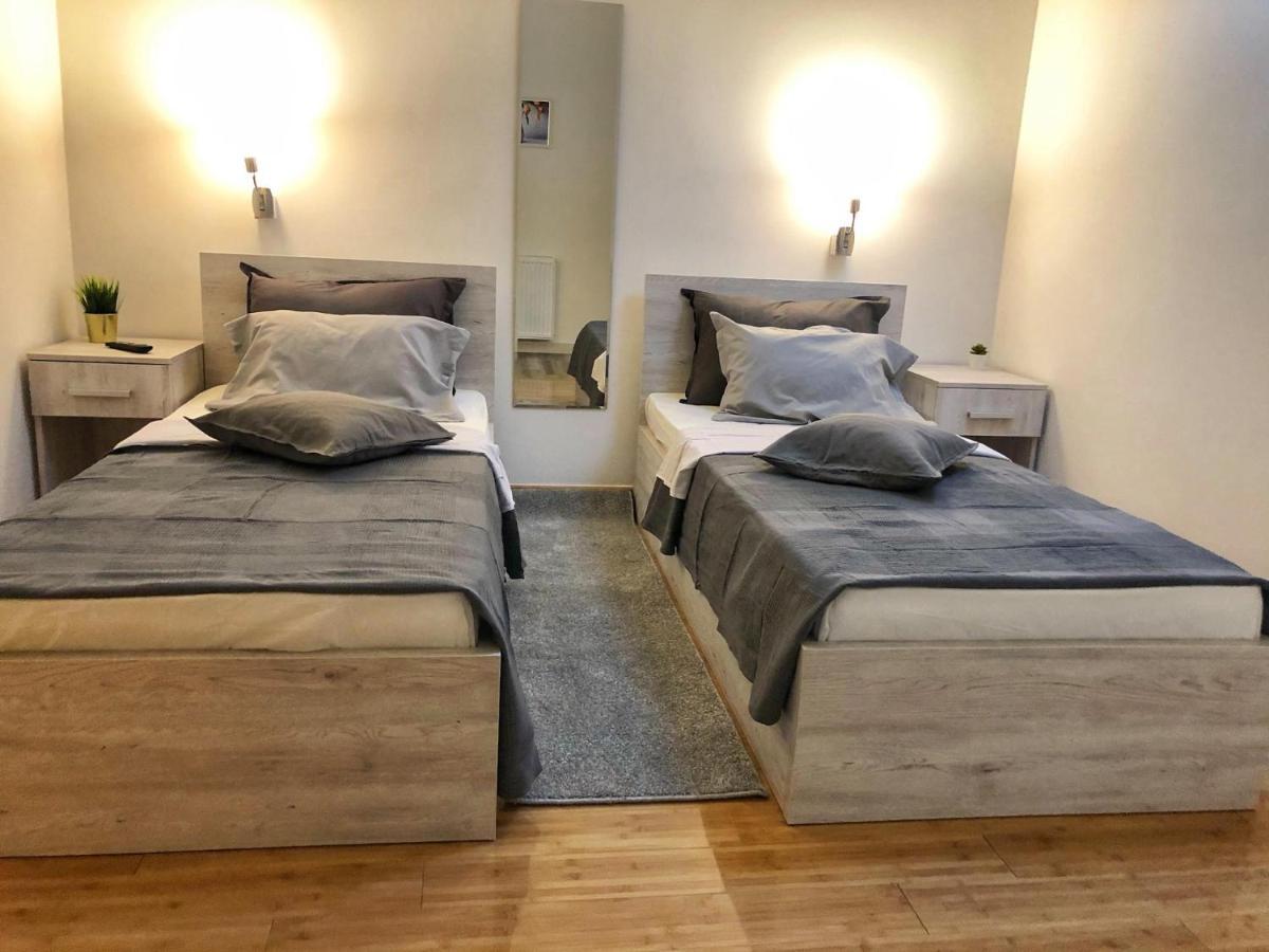 Tepic Garni Hotel Temerin község Kültér fotó
