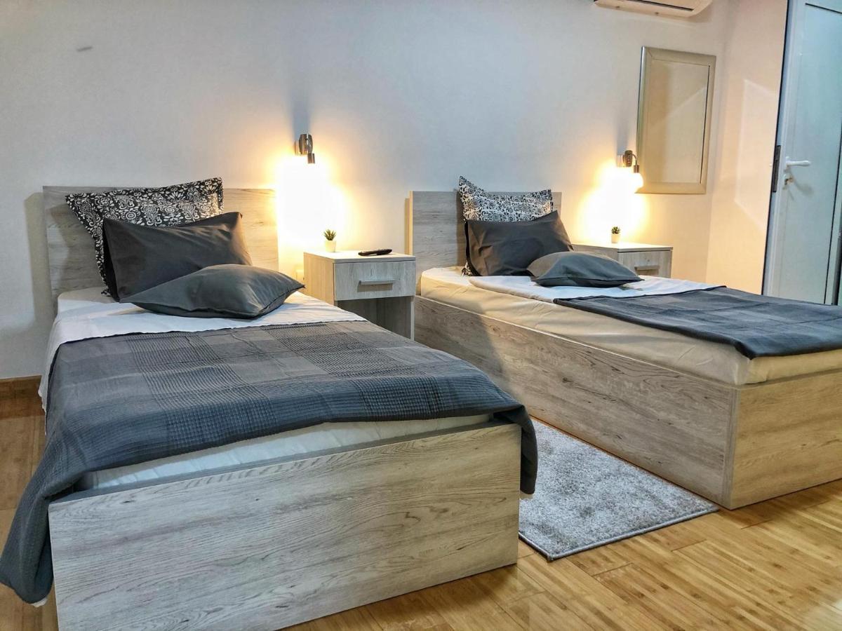 Tepic Garni Hotel Temerin község Kültér fotó