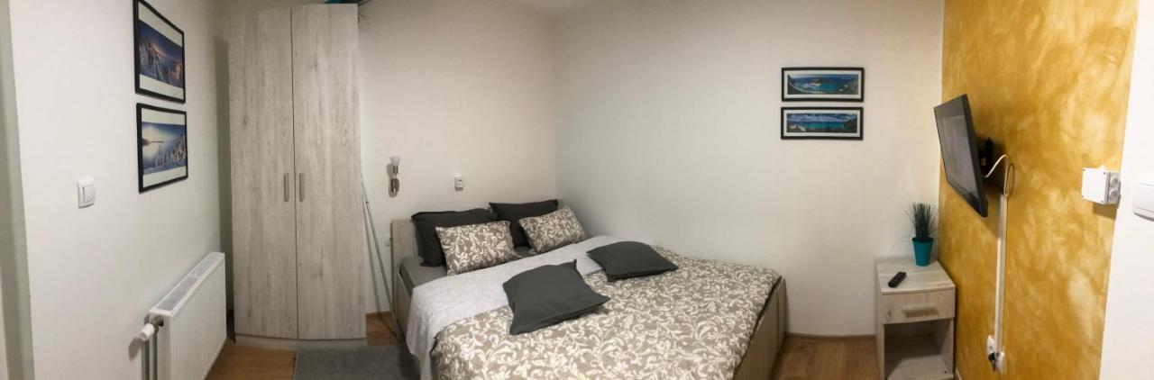 Tepic Garni Hotel Temerin község Kültér fotó