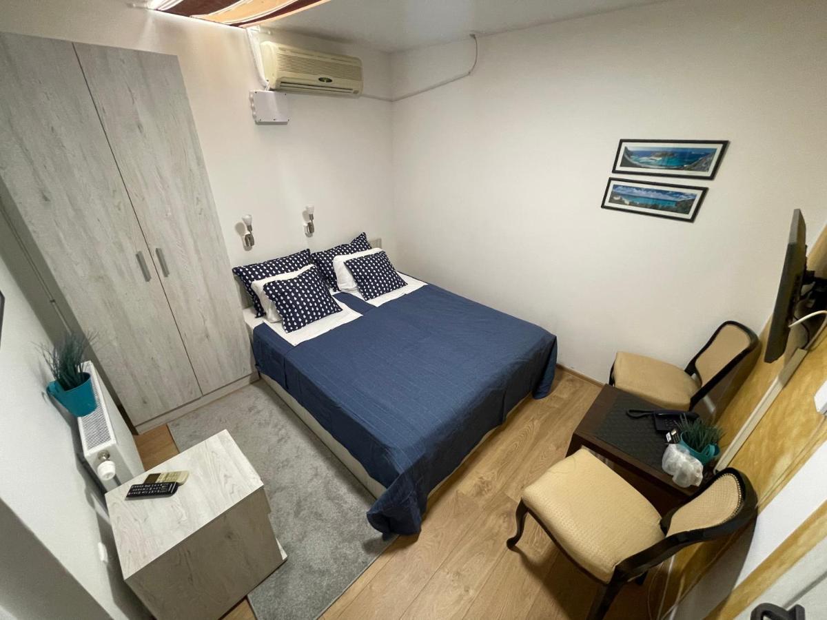 Tepic Garni Hotel Temerin község Kültér fotó