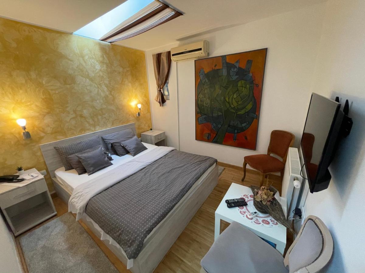Tepic Garni Hotel Temerin község Kültér fotó