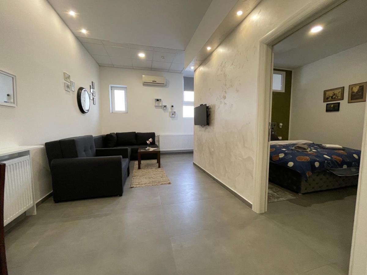 Tepic Garni Hotel Temerin község Kültér fotó